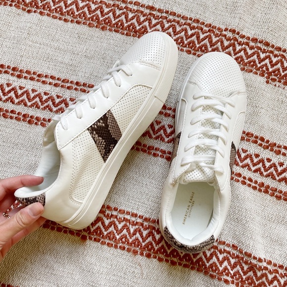 American Eagle Outfitters Shoes - American Eagle white sneakers